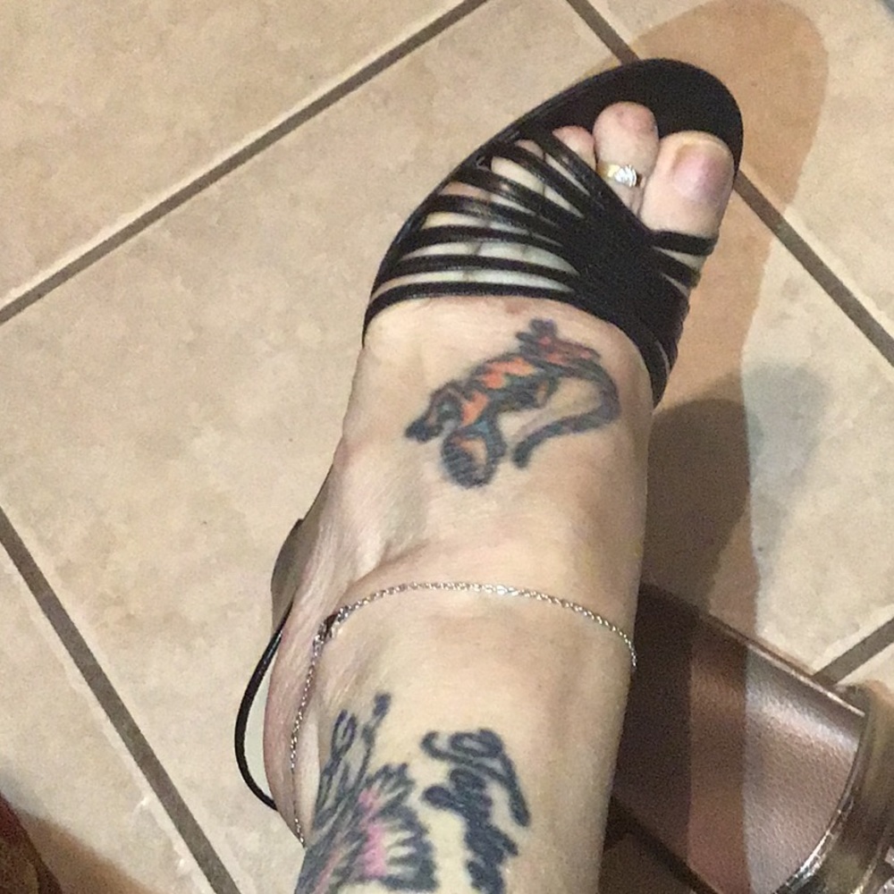 MICHAEL KORS OPEN TOE BLACK LEATHER WEDGES/SANDALS - Picture 11 of 13
